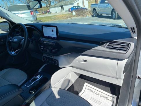Used 2024 Ford Escape Active AWD/4WD image 30