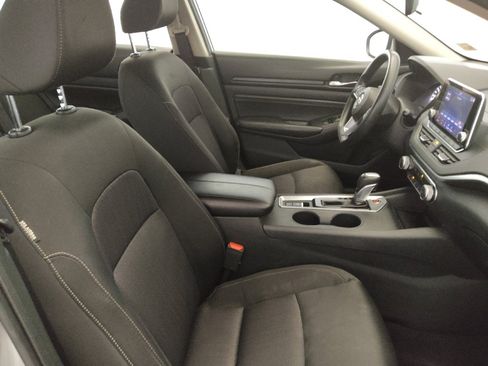 Used 2019 Nissan Altima 2.5 S AWD/4WD image 21
