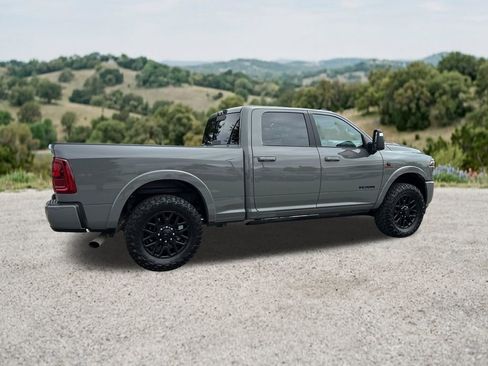 Used 2026 RAM 2500 Limited AWD/4WD image 11