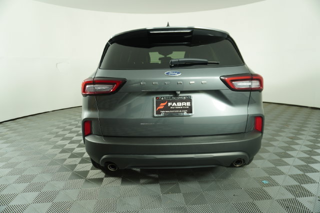 Used 2025 Ford Escape ST-Line FWD image 7