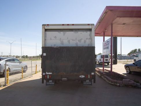 Used 2007 Ford E-350 and Econoline 350 Super Duty RWD image 5