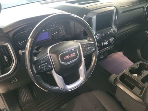Used 2019 GMC Sierra 1500 SLE w/ X31 Off-Road Package AWD/4WD image 7