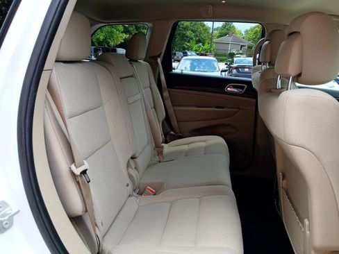 Used 2021 Jeep Grand Cherokee Laredo image 13
