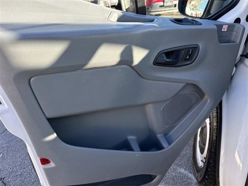 Used 2019 Ford Transit 250 130 Low Roof image 22