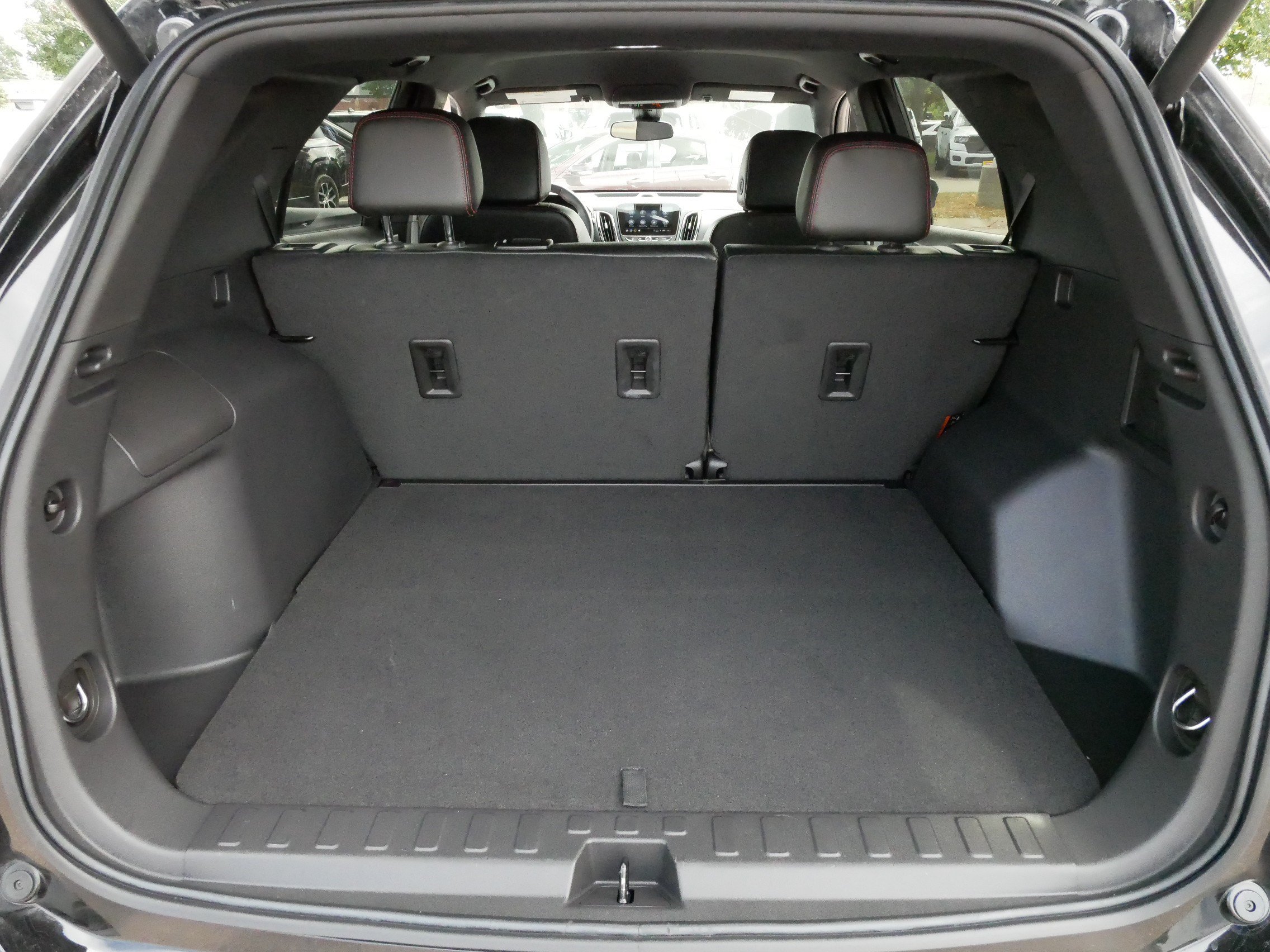 Used 2024 Chevrolet Equinox RS AWD/4WD image 18