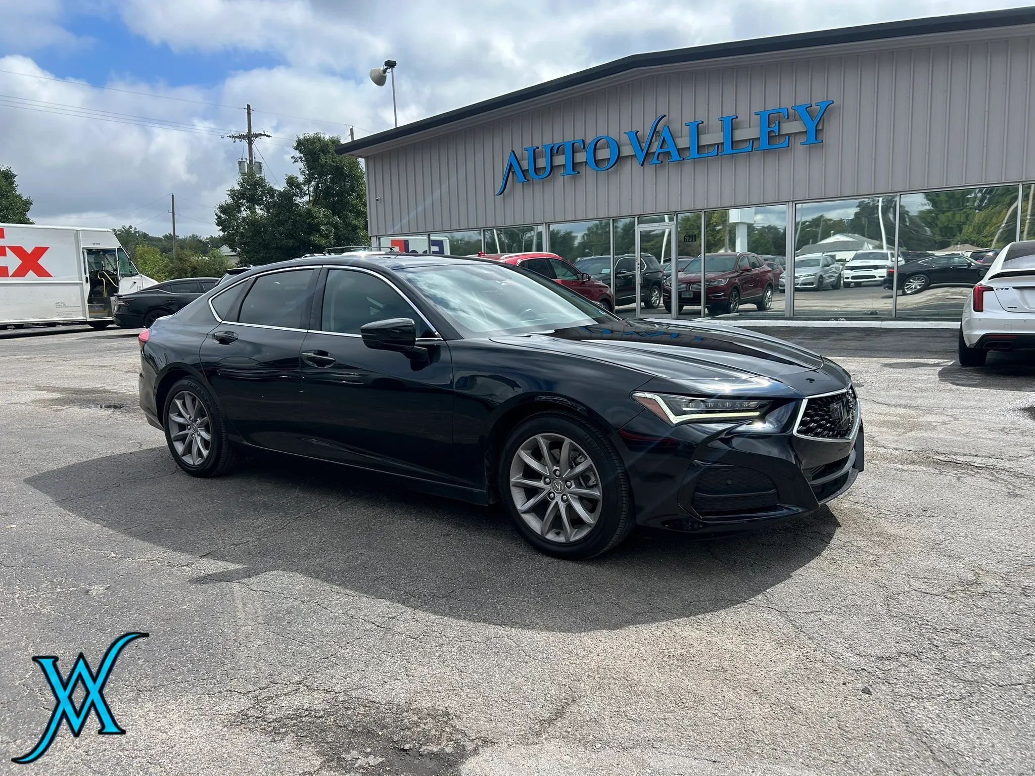 Used 2022 Acura TLX FWD image 1