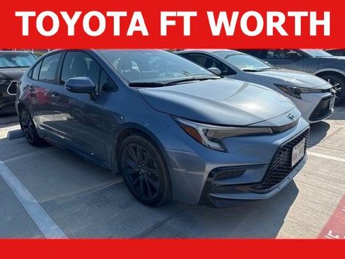 Used 2025 Toyota Corolla SE w/ SE Premium Package FWD image 1