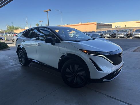 Used 2024 Nissan Ariya FWD image 5