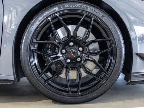 Used 2024 Chevrolet Corvette Z06 RWD image 23