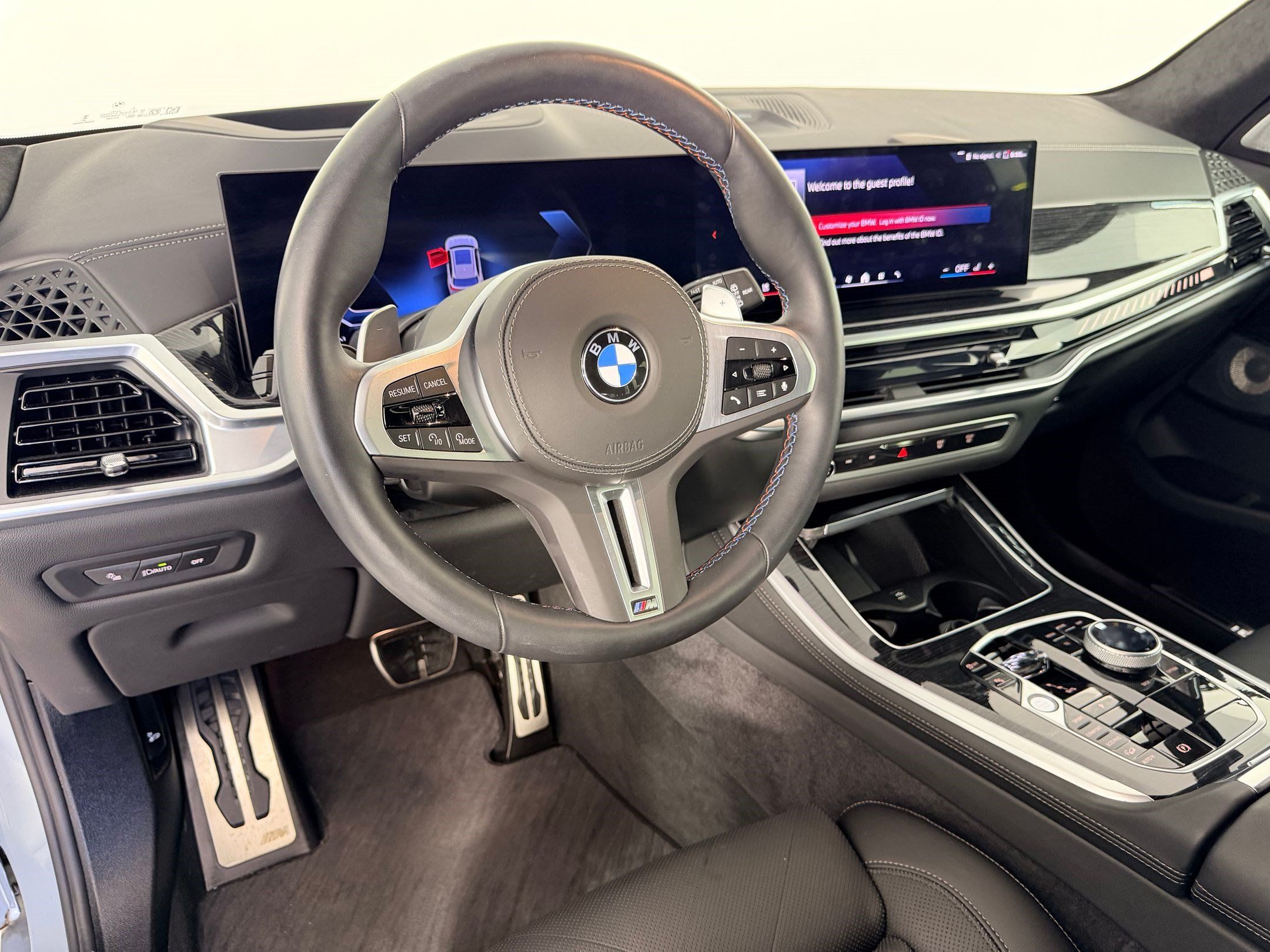 Certified 2026 BMW X5 M60i w/ Executive Package AWD/4WD image 4
