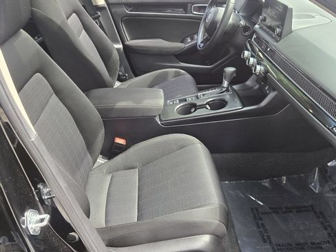 Certified 2024 Honda Civic EX image 17