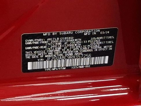 Used 2024 Subaru Crosstrek 2.0i w/ Crosstrek Mirror Package image 27