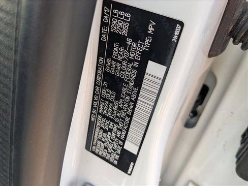 Used 2017 Volvo XC60 T6 Dynamic image 23