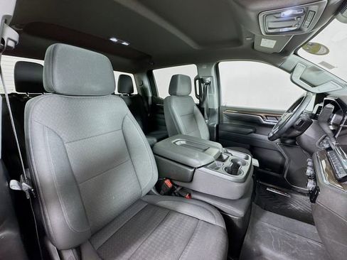Used 2025 Chevrolet Silverado 1500 LT image 28