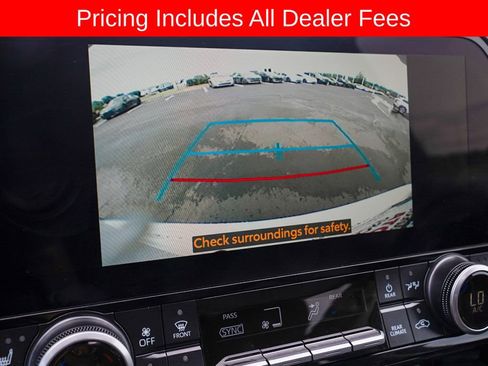 Certified 2026 Toyota Highlander XLE AWD/4WD image 16