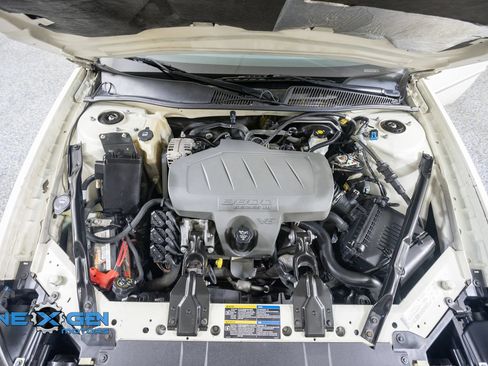 Used 2006 Buick LaCrosse CXL w/ Chrome Appearance Package FWD image 45