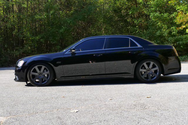 Used 2012 Chrysler 300 SRT8 w/ 19-Premium Speaker Group RWD image 57