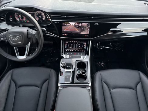 Used 2025 Audi Q7 3.0T Premium Plus w/ Premium Plus Package image 3