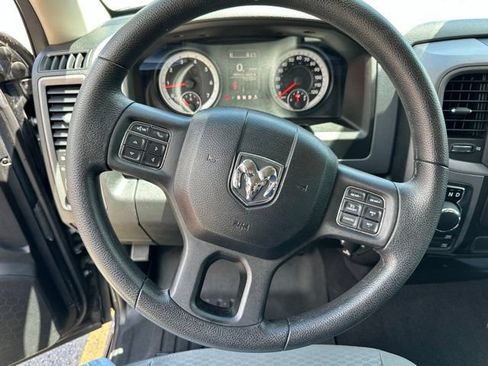 Used 2014 RAM 1500 Express AWD/4WD image 15