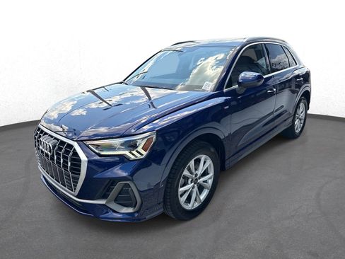 Used 2025 Audi Q3 2.0T Premium w/ Convenience Package AWD/4WD image 7