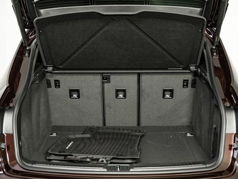 New 2026 Porsche Macan S image 31