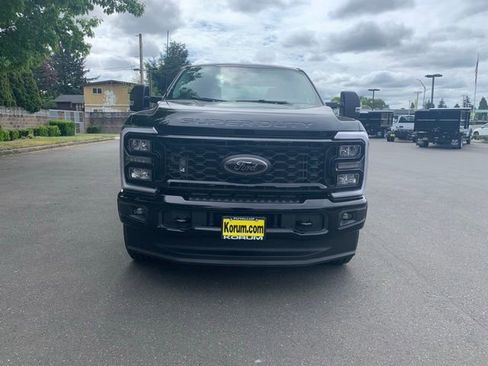 New 2025 Ford F250 XLT w/ Black Appearance Package image 10