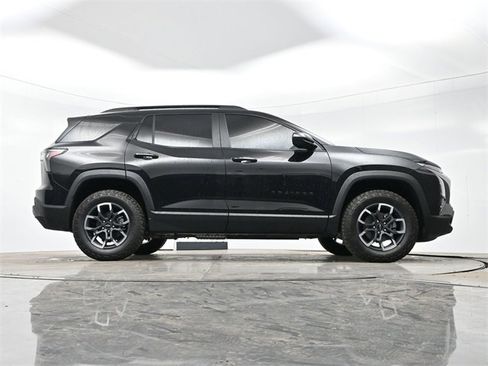 Used 2026 Chevrolet Equinox ACTIV w/ Convenience Package III image 34