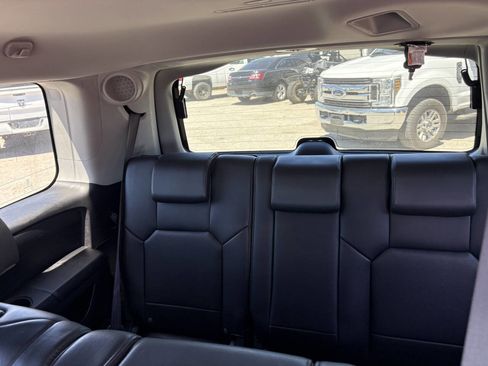 Used 2011 Honda Pilot Touring image 16