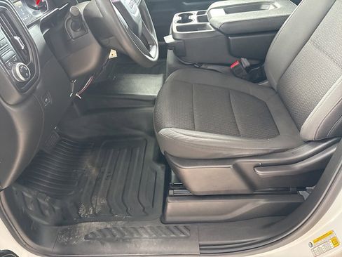 Used 2023 GMC Sierra 2500 Pro image 7