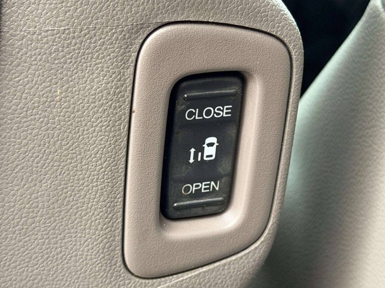 Used 2016 Honda Odyssey Touring image 24