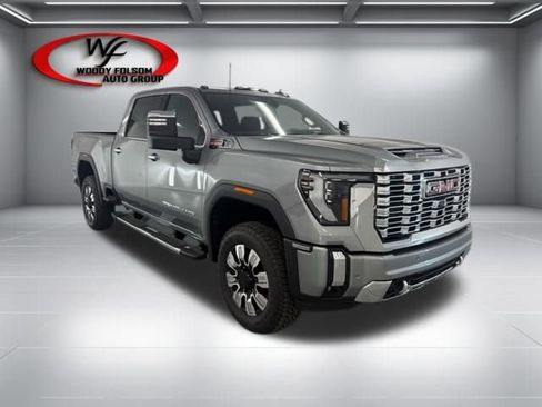 New 2026 GMC Sierra 2500 Denali w/ Denali Reserve Package AWD/4WD image 2