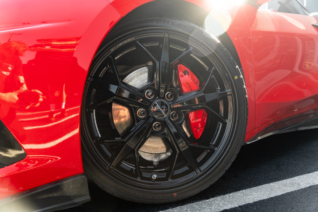 Used 2020 Chevrolet Corvette Stingray Preferred Conv w/ 2LT Preferred Equipment Group RWD image 2