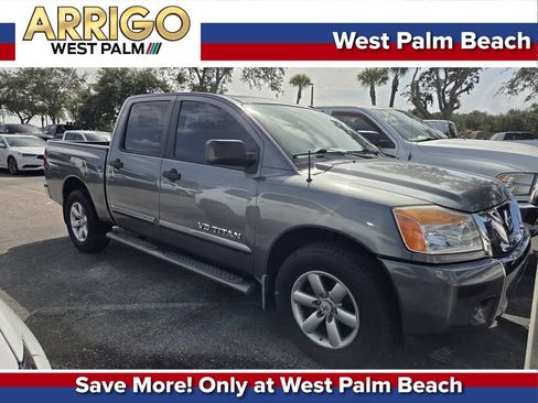 Used 2014 Nissan Titan SV w/ SV Value Truck Package RWD image 1