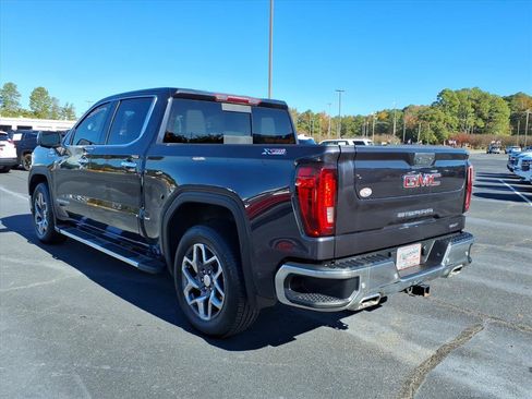 Used 2022 GMC Sierra 1500 SLT w/ SLT Premium Plus Package image 17
