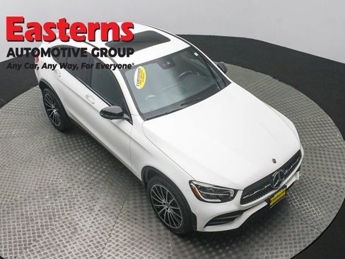 Used 2023 Mercedes-Benz GLC 300 4MATIC Coupe image 3