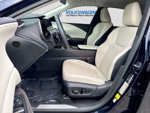 Used 2024 Lexus RX 350 FWD w/ Technology Package image 22