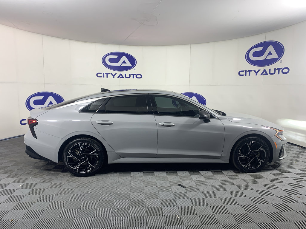 Used 2025 Kia K5 GT-Line w/ GT-Line Premium Package FWD image 2