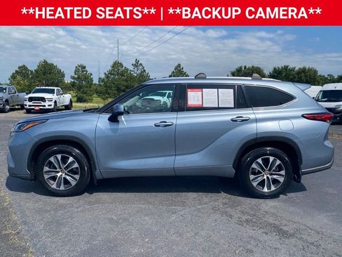 Used 2020 Toyota Highlander XLE FWD image 4