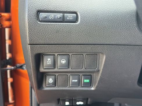 Used 2021 Nissan Rogue Sport SL w/ Premium Package FWD image 22