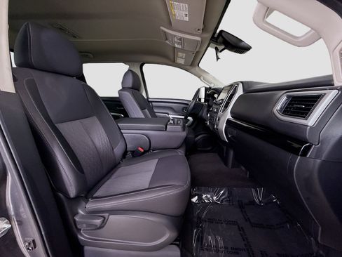 Used 2021 Nissan Titan SV w/ Accessory Utility Package image 26