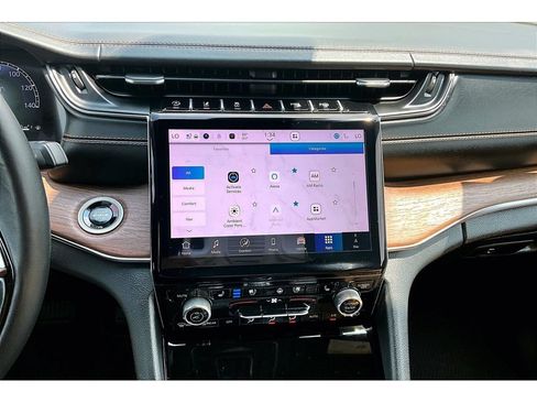 Certified 2025 Jeep Grand Cherokee Summit w/ Obsidian Package AWD/4WD image 25
