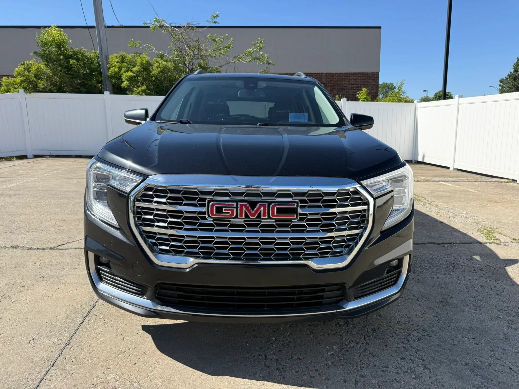 Used 2022 GMC Terrain Denali w/ LPO, Floor Liner Package AWD/4WD image 2