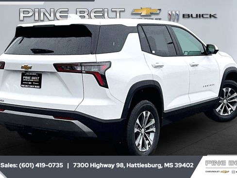 New 2026 Chevrolet Equinox LT w/ Safety and Technology Package FWD image 11