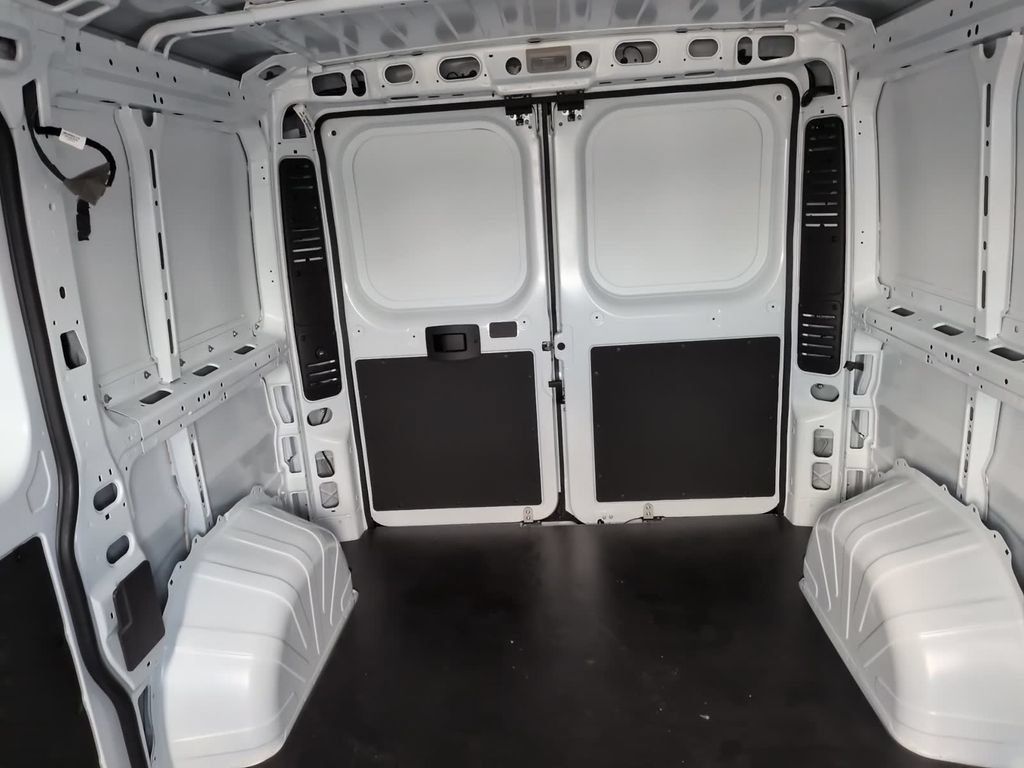 New 2026 RAM ProMaster 1500 w/ Cold Weather Group FWD image 31