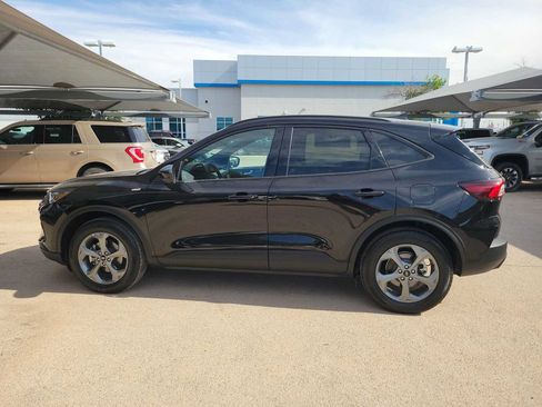 Used 2025 Ford Escape ST-Line Select AWD/4WD image 5