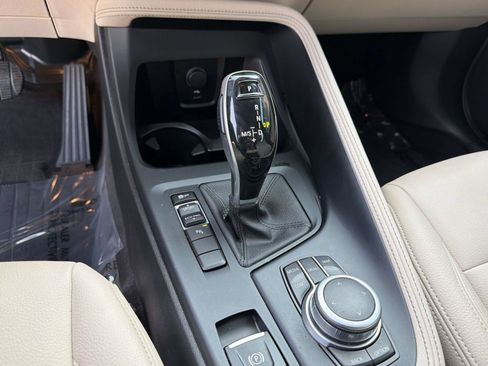 Used 2020 BMW X1 sDrive28i w/ Premium Package FWD image 17