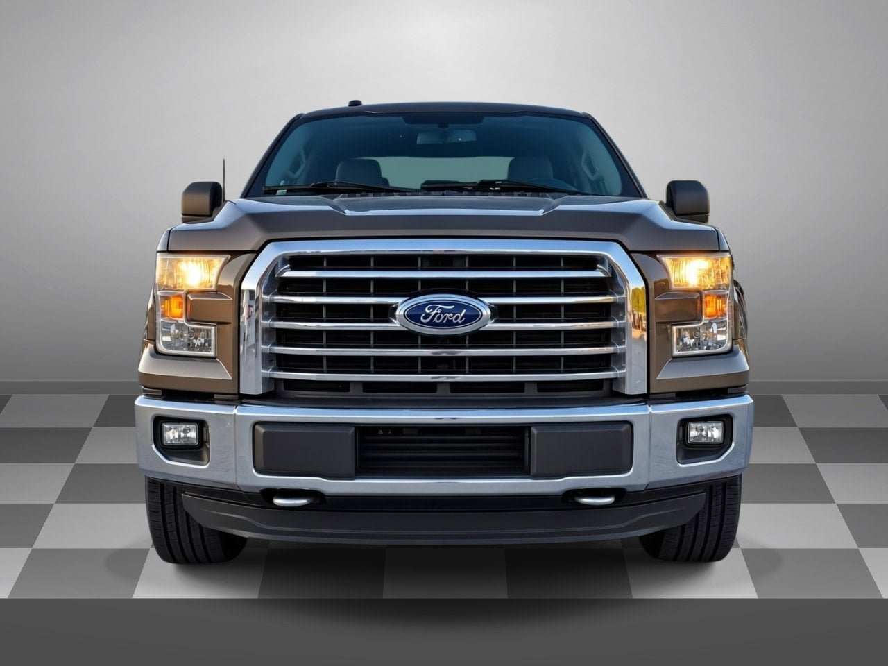 Used 2016 Ford F150 XLT w/ Equipment Group 301A Mid AWD/4WD image 2
