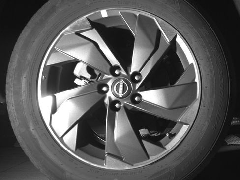 Used 2025 Nissan Rogue SV FWD image 15