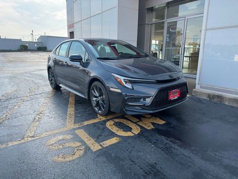 New 2026 Toyota Corolla XSE image 5