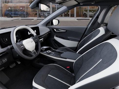 New 2025 Kia EV6 GT-Line image 18